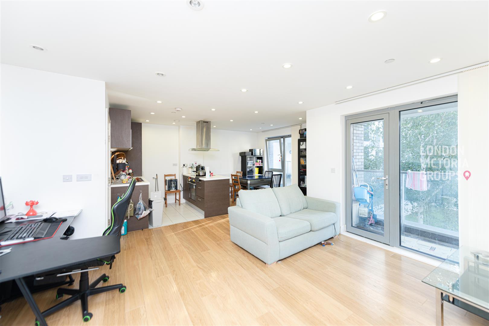 2 bed property in Wilson Tower, 16 Christian Street, London